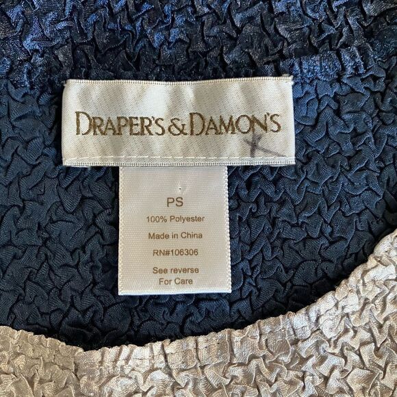 Draper’s & Damon’s Sleeveless Shell Silver and Blue Sz PS - Picture 7 of 8